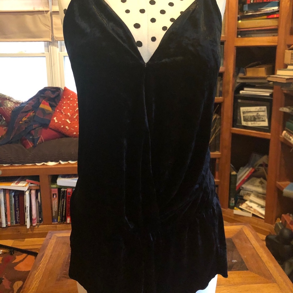 2for$15 CHIC VELVET DRAPED TANK BY EXPRESS XS!